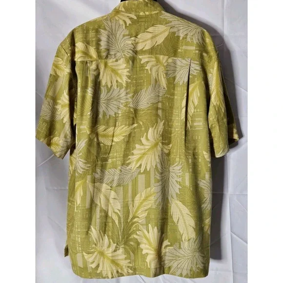 TOMMY BAHAMA Hawaiian Shirt 100% Silk Multi Color Floral Men's Size Large - Picture 4 of 11